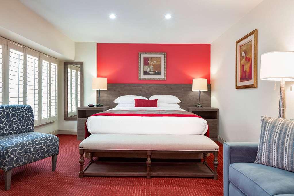 Ramada By Wyndham Oakland Downtown City Center Стая снимка