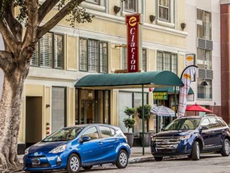 Ramada By Wyndham Oakland Downtown City Center Екстериор снимка